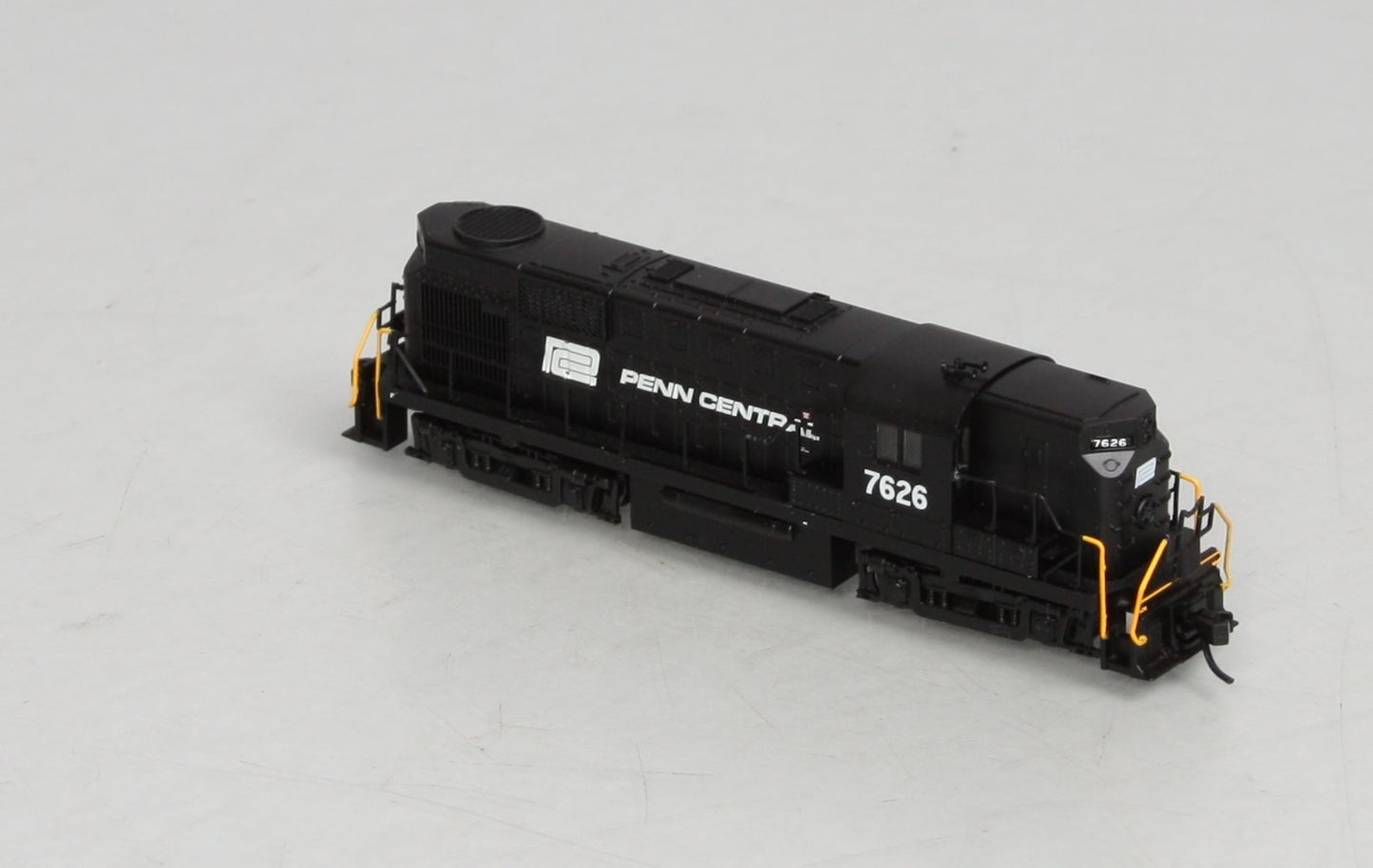 Atlas 42668 N Scale Penn Central RS-11 Diesel Locomotive #7626