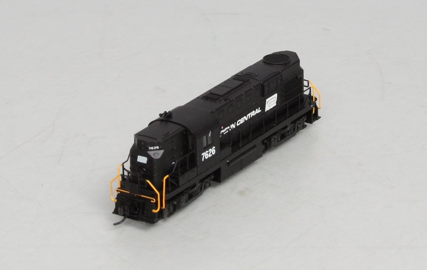 Atlas 42668 N Scale Penn Central RS-11 Diesel Locomotive #7626