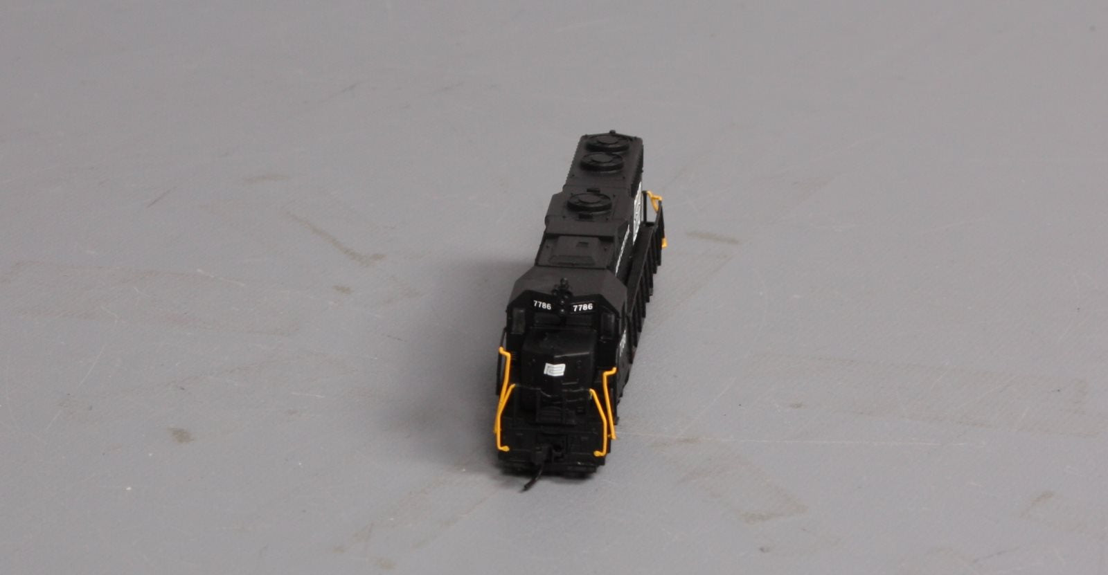 Atlas 53992 N Scale PC GP38 Diesel Locomotive #7786