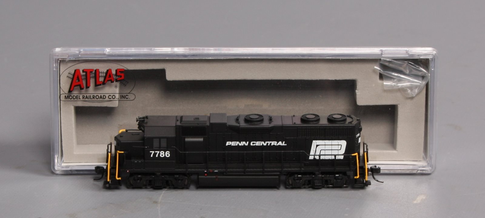 Atlas 53992 N Scale PC GP38 Diesel Locomotive #7786