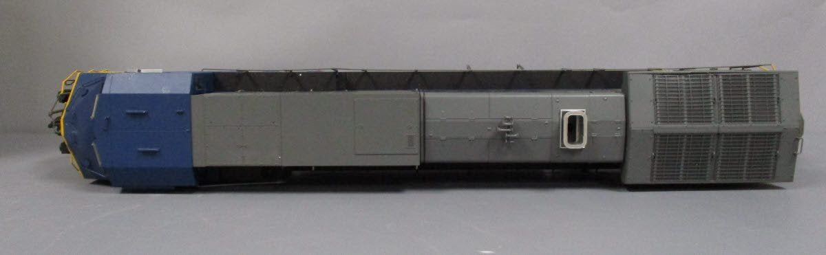 Aristo-Craft 23001 G CSX Dash 9 44-CW Diesel Locomotive #9052
