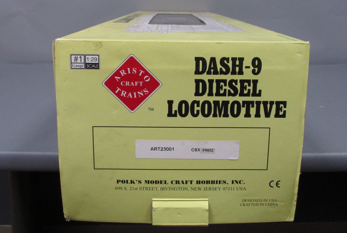 Aristo-Craft 23001 G CSX Dash 9 44-CW Diesel Locomotive #9052