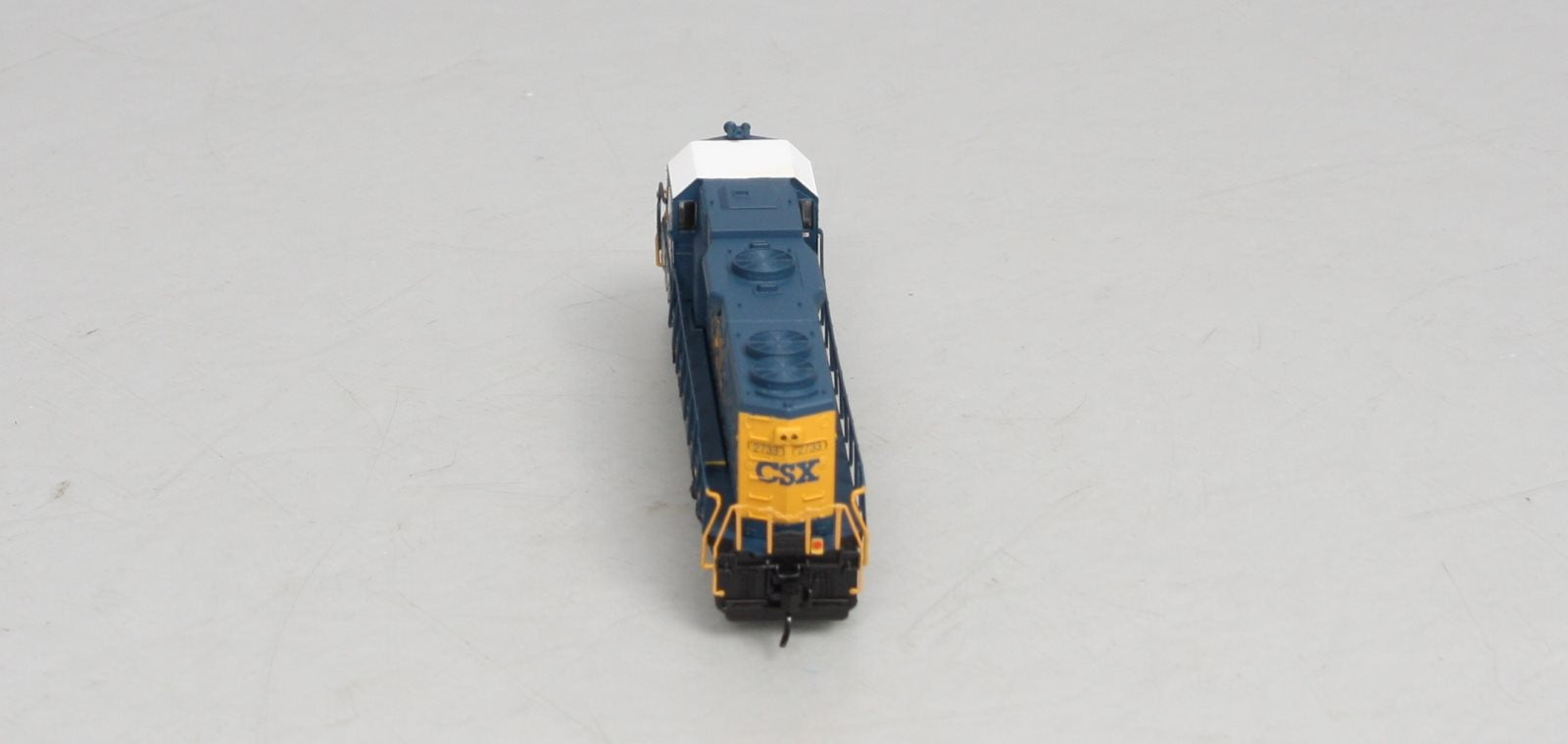 Atlas 47632 N Scale CSX Transportation GP38-2 Diesel Locomotive #2733