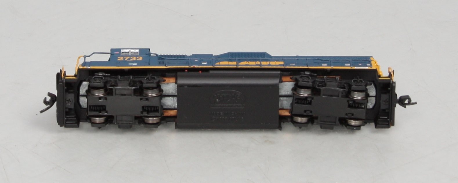 Atlas 47632 N Scale CSX Transportation GP38-2 Diesel Locomotive #2733
