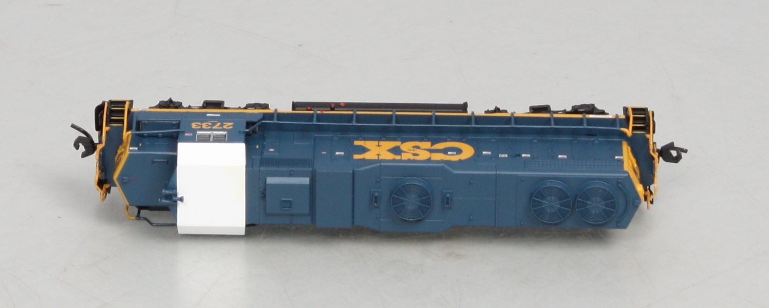 Atlas 47632 N Scale CSX Transportation GP38-2 Diesel Locomotive #2733
