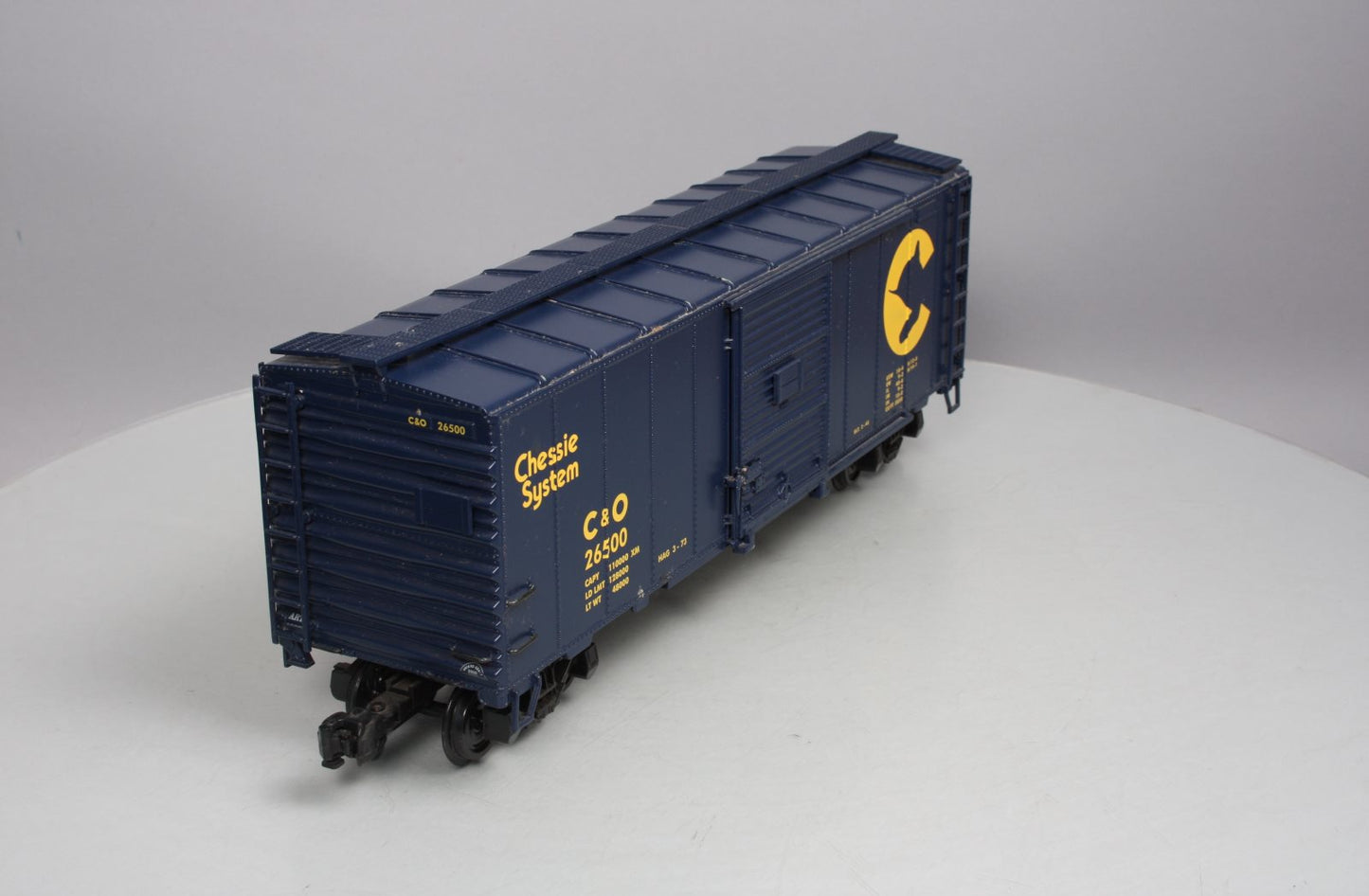 Aristo-Craft 46071 Chessie 40' Steel Boxcar Chessie