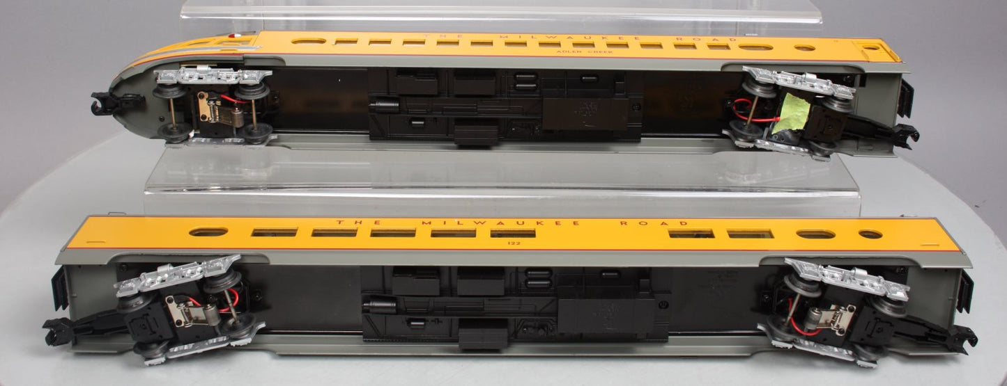 Lionel 6-22674 Milwaukee Road 21'' Aluminum Diner & Observation Car (Set of 2)