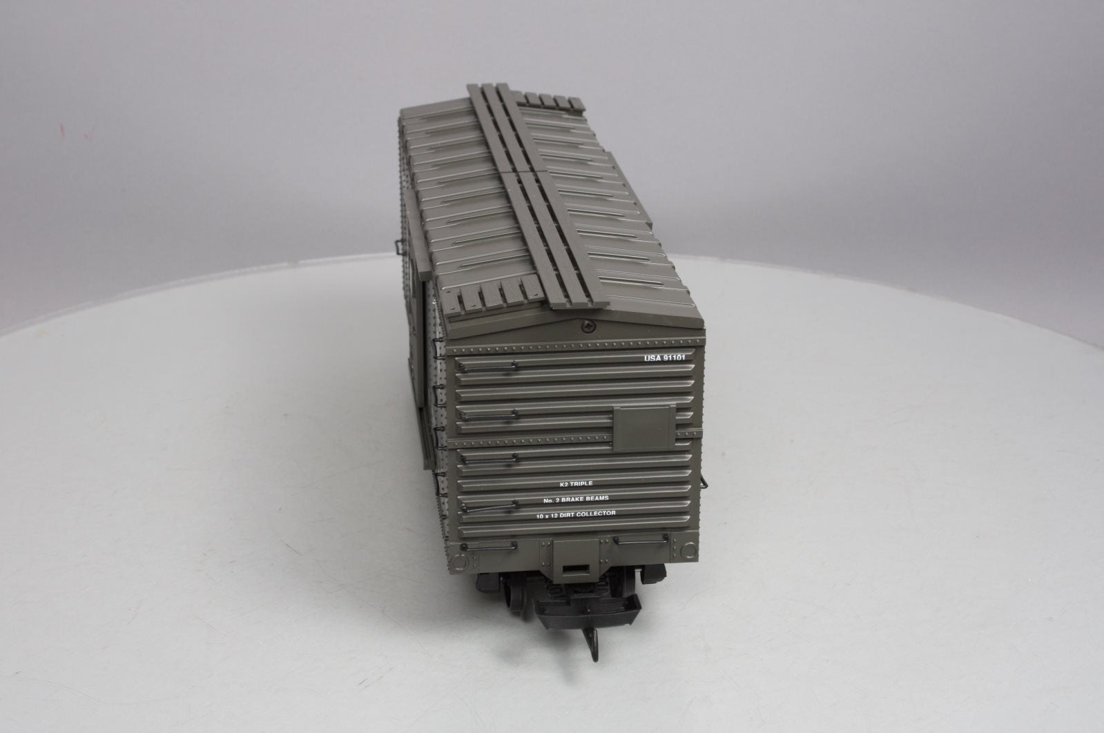 USA Trains R19071 G U.S. Army Ordinance Steel Box Car #91101 Green