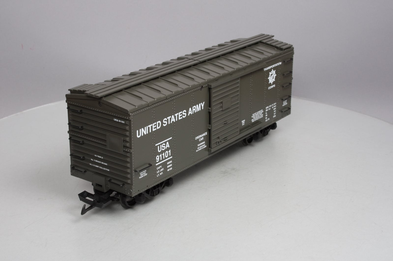 USA Trains R19071 G U.S. Army Ordinance Steel Box Car #91101 Green