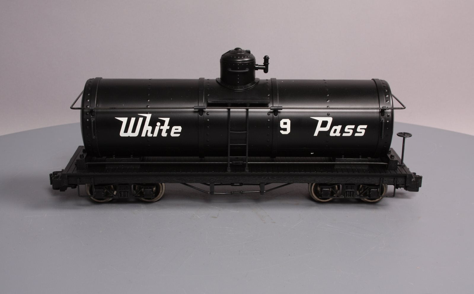 Bachmann 93419 White Pass & Yukon Single Dome Tank Car