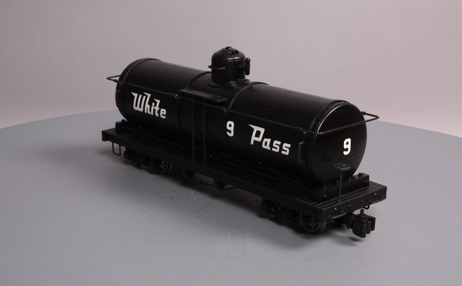 Bachmann 93419 White Pass & Yukon Single Dome Tank Car