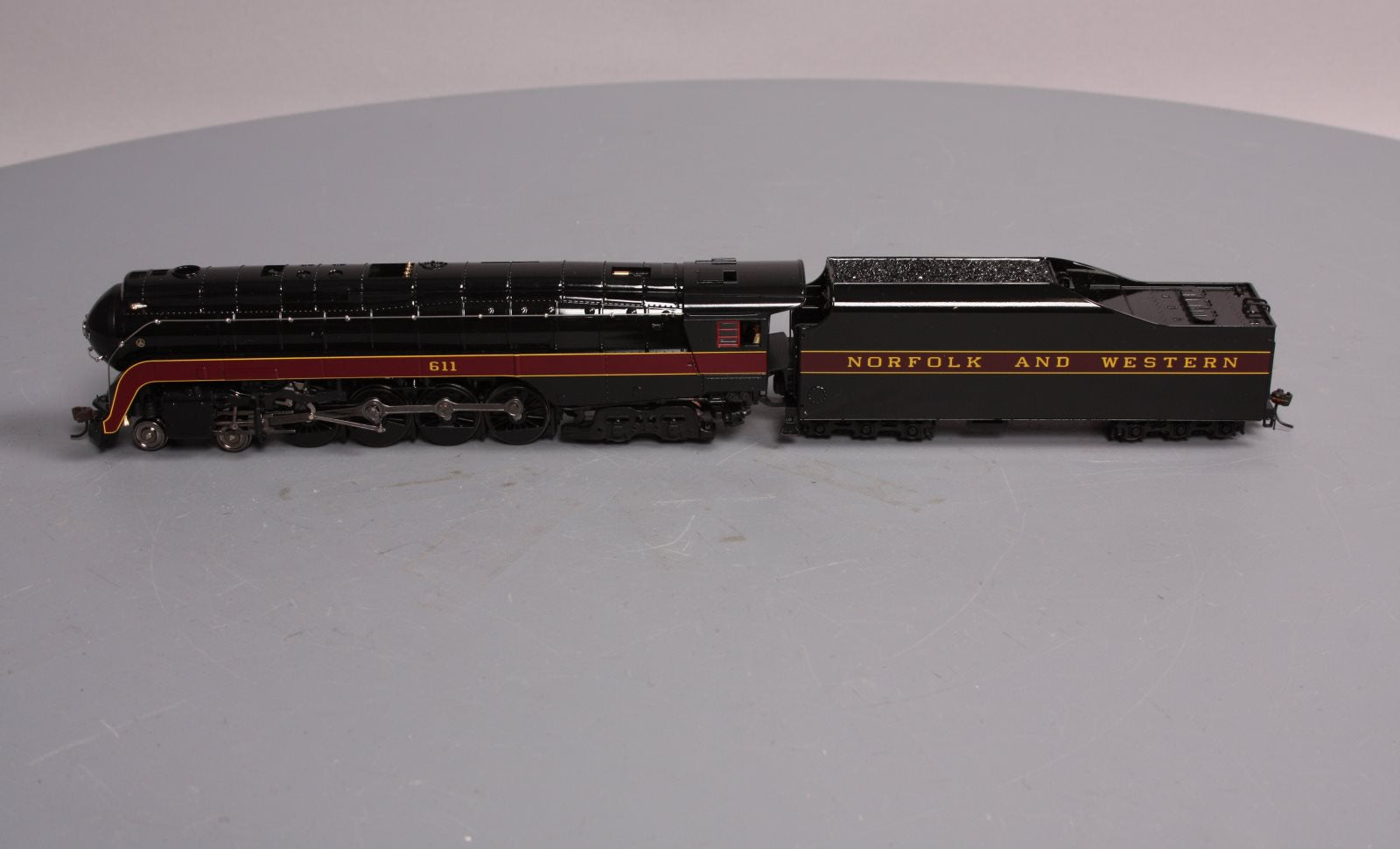 Broadway Limited 2550 HO Norfolk & Western Class J 4-8-4 Paragon2™ #611