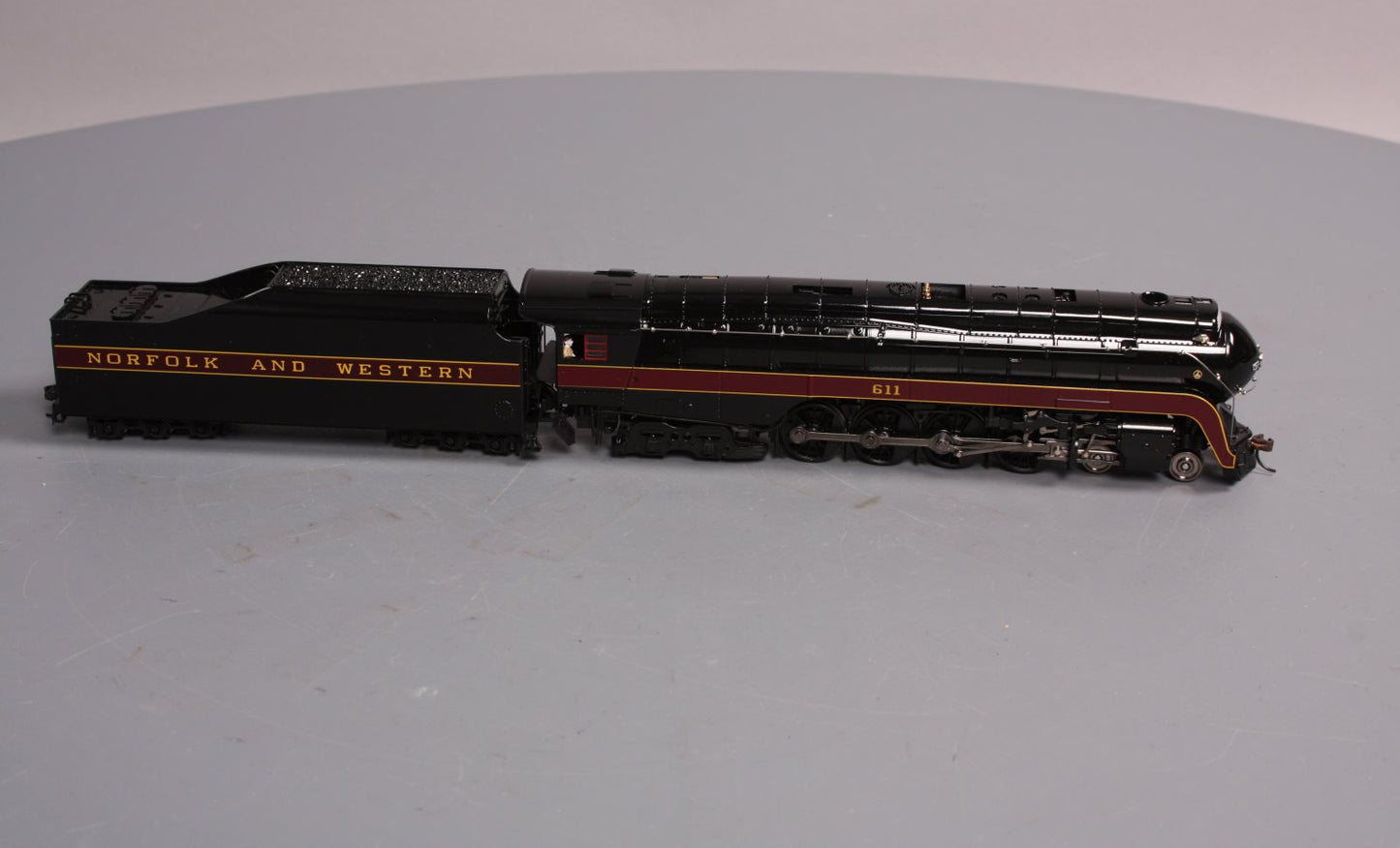 Broadway Limited 2550 HO Norfolk & Western Class J 4-8-4 Paragon2™ #611