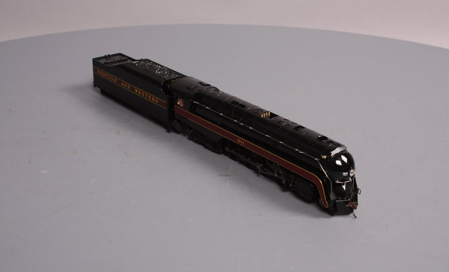 Broadway Limited 2550 HO Norfolk & Western Class J 4-8-4 Paragon2™ #611