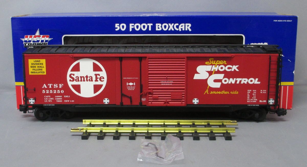 USA Trains R19300C G Santa Fe 50 Ft. Box Car with Plug/Steel Double Door Combo