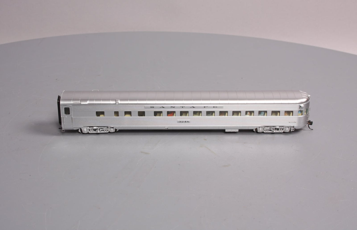 Walthers 920-9473 HO Santa Fe El Capitan 85' P-S 42-Seat Coach Observation #3248