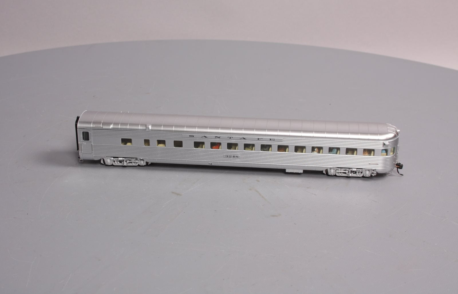 Walthers 920-9473 HO Santa Fe El Capitan 85' P-S 42-Seat Coach Observation #3248
