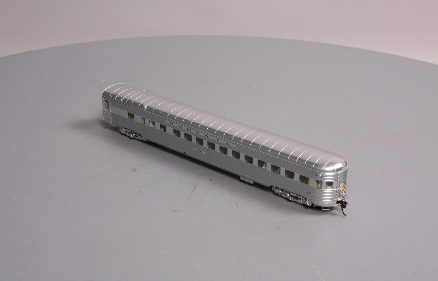 Walthers 920-9473 HO Santa Fe El Capitan 85' P-S 42-Seat Coach Observation #3248