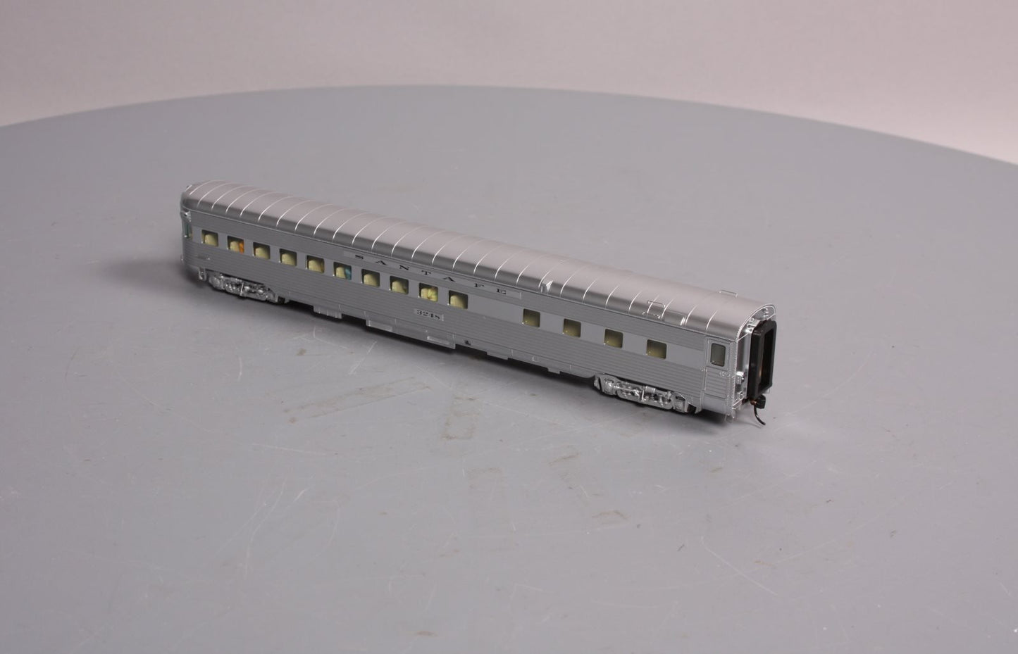 Walthers 920-9473 HO Santa Fe El Capitan 85' P-S 42-Seat Coach Observation #3248