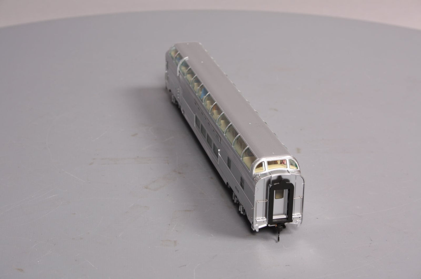 Walthers 920-9472 HO Scale Santa Fe El Capitan 85' Budd Big Dome Bar Lounge #510