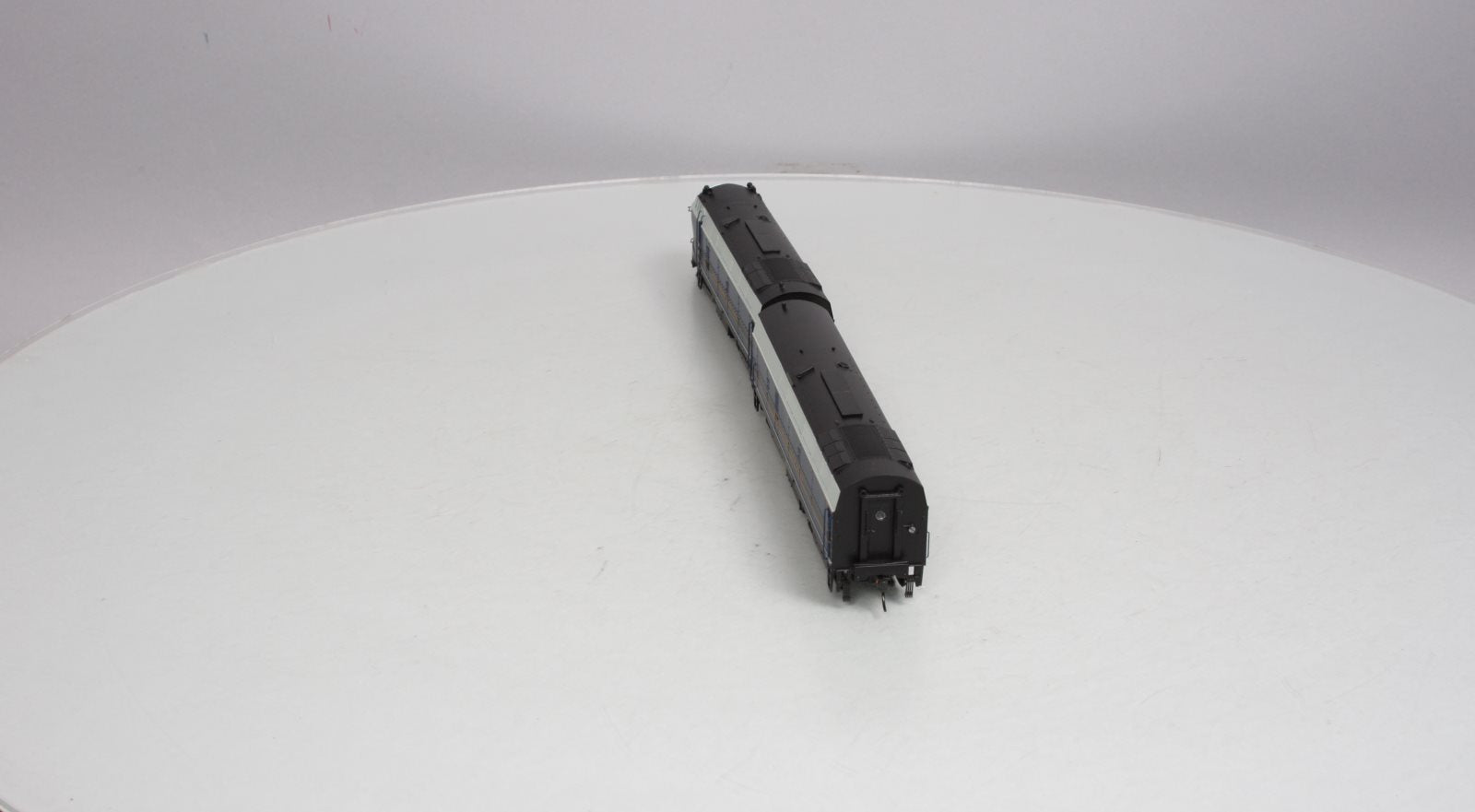 Broadway Limited 4060 HO B&O Baldwin Sharknose RF-16 A/B Diesel Locomotive