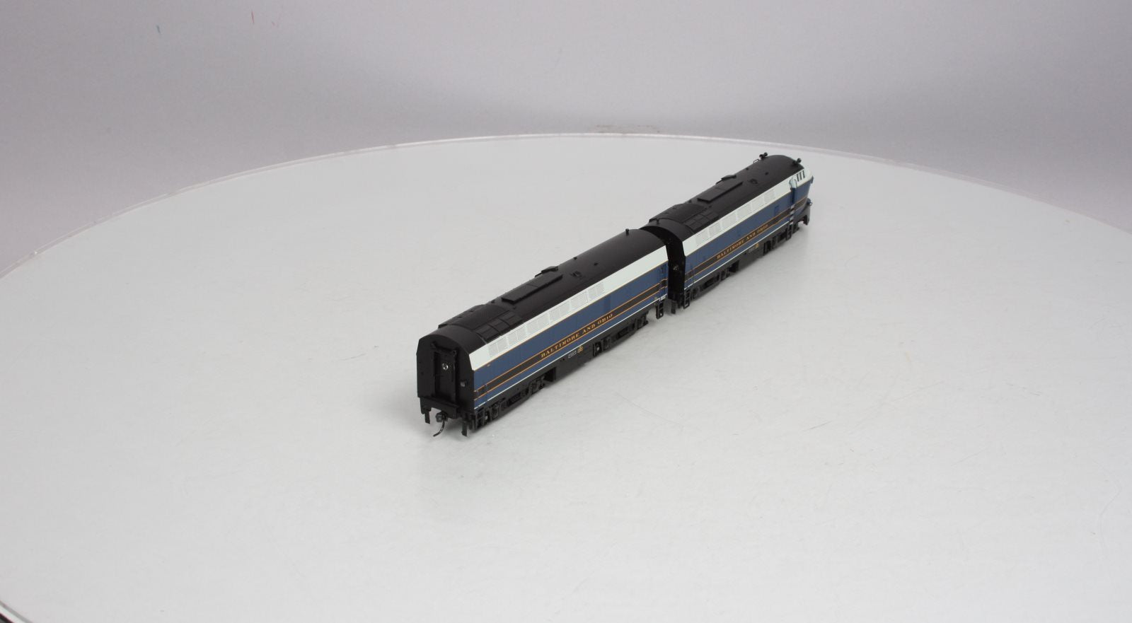 Broadway Limited 4060 HO B&O Baldwin Sharknose RF-16 A/B Diesel Locomotive
