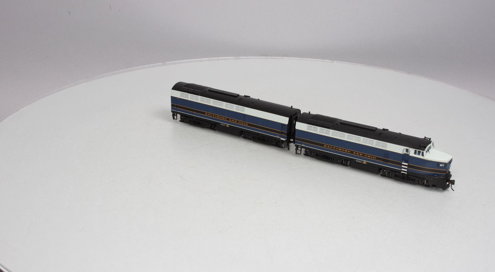 Broadway Limited 4060 HO B&O Baldwin Sharknose RF-16 A/B Diesel Locomotive