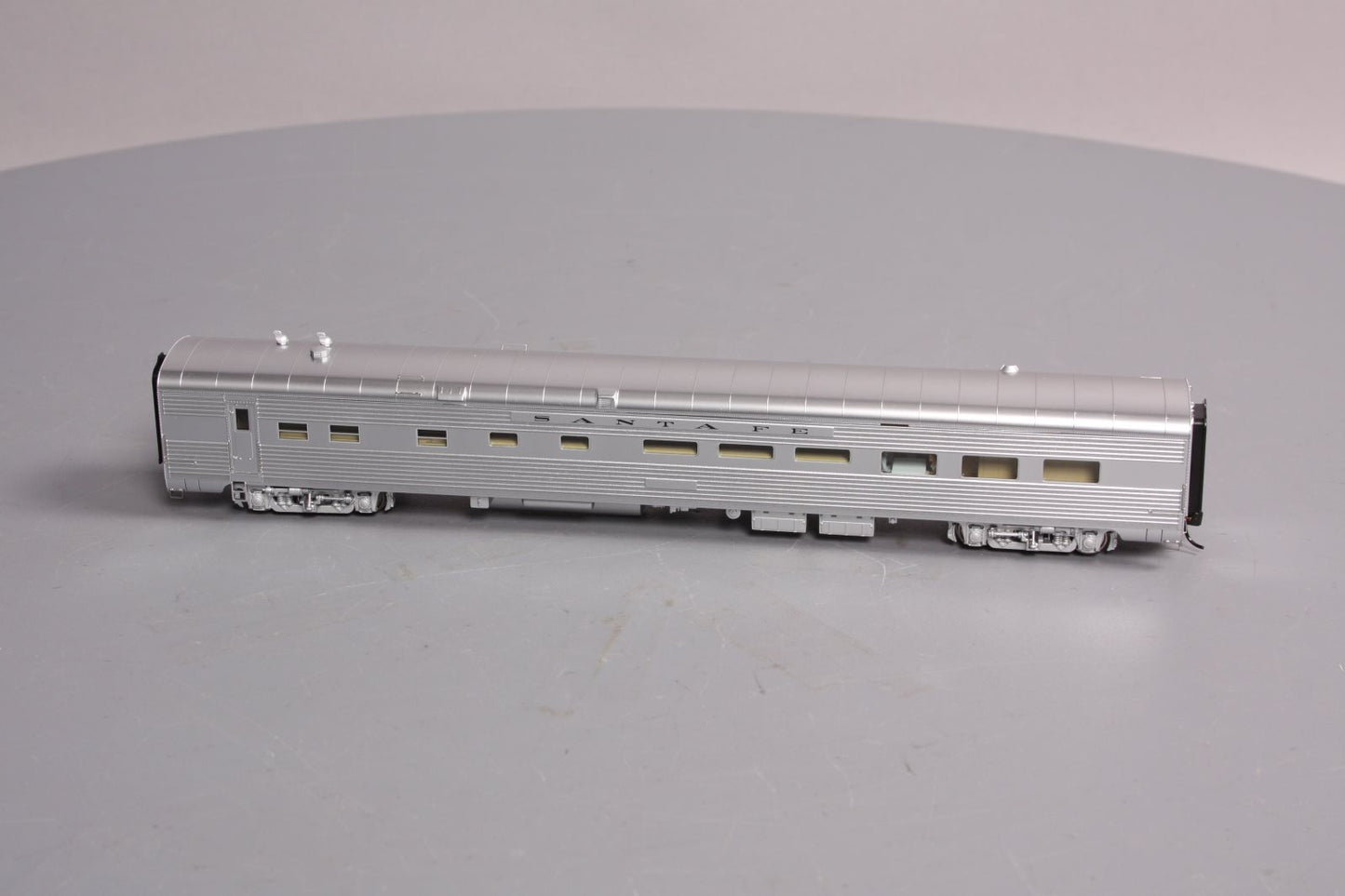 Walthers 920-9349 Santa Fe SF Chief Deluxe 85' P-S Lunch Counter Diner Dormitory