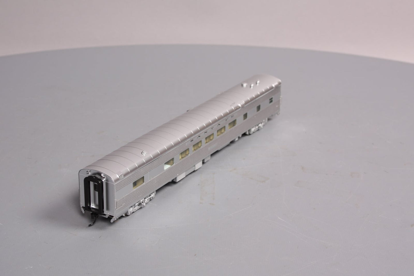 Walthers 920-9349 Santa Fe SF Chief Deluxe 85' P-S Lunch Counter Diner Dormitory