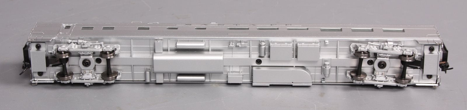 Walthers 920-9349 Santa Fe SF Chief Deluxe 85' P-S Lunch Counter Diner Dormitory