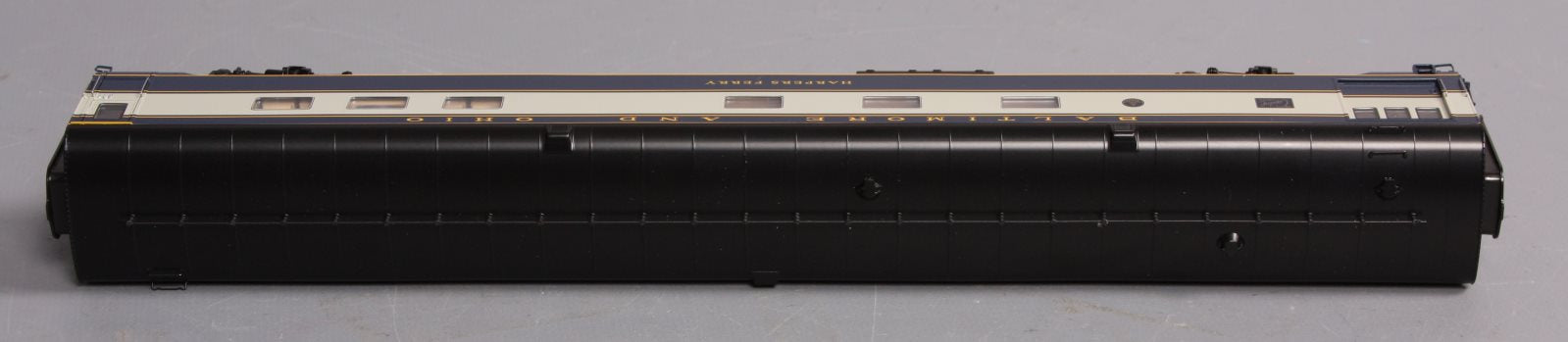 Walthers 920-9410 HO B&O 85' PS Bag-Dorm-Coffee Shop-Lounge