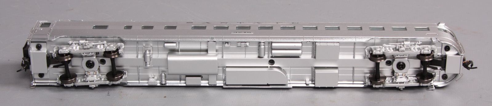 Walthers 920-9483 HO Santa Fe El Capitan 85' P-S 42-Seat Coach Observation #3246