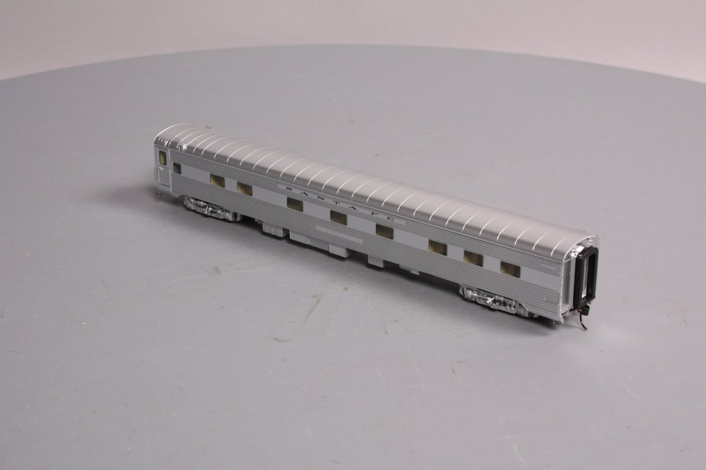 Walthers 920-9342 San Francisco Chief 85' P-S 10-3-2 Sleeper, Santa Fe (Deluxe)