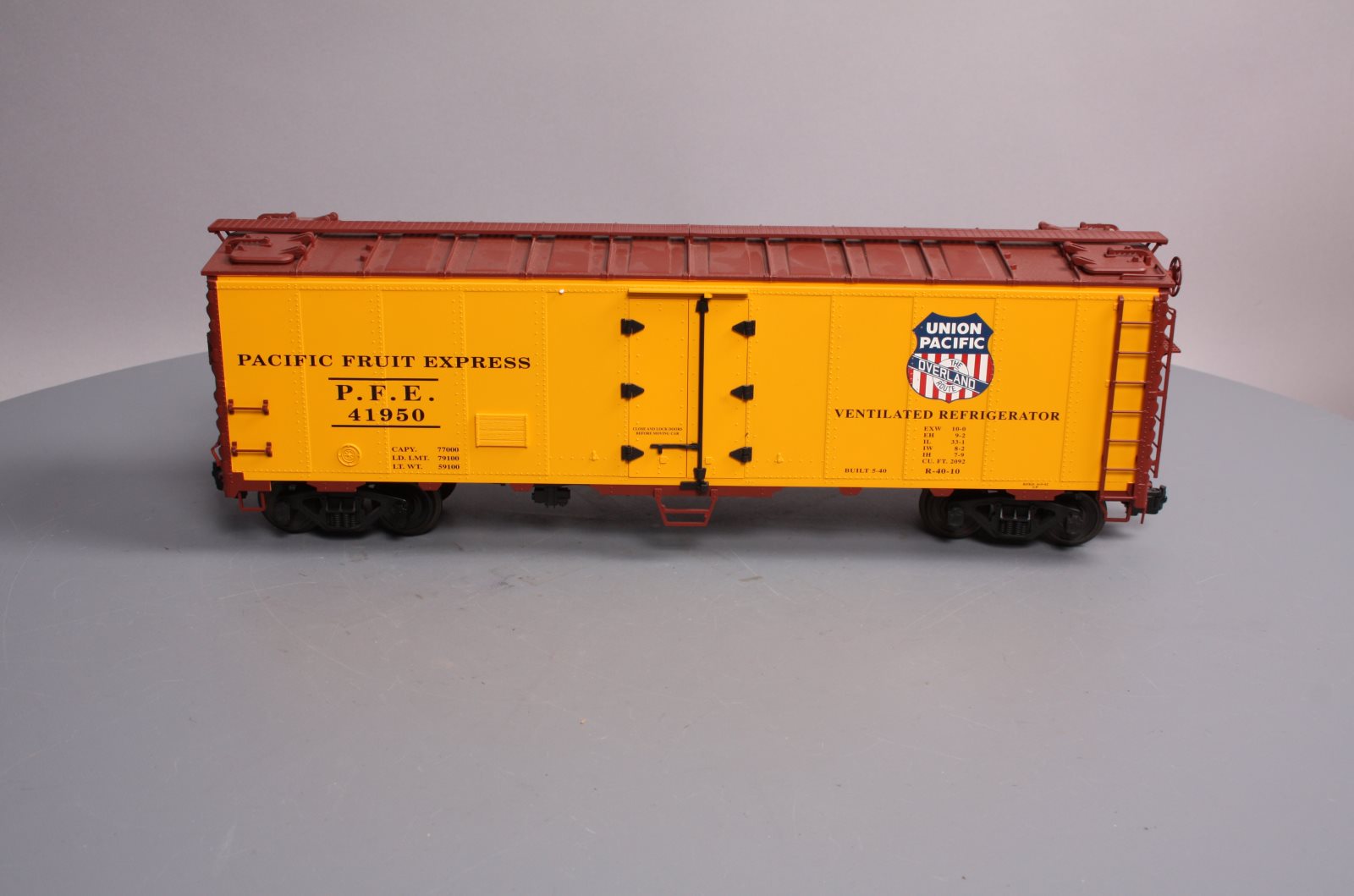 USA Trains 16521 G Union Pacific Overland 40' Refrigerator Car #41950