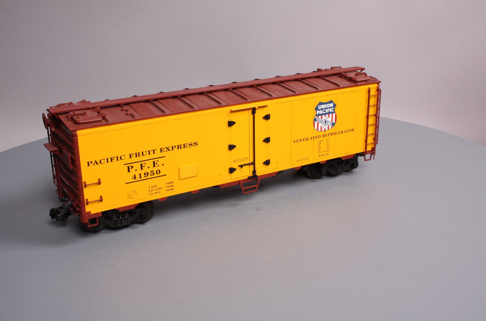 USA Trains 16521 G Union Pacific Overland 40' Refrigerator Car #41950