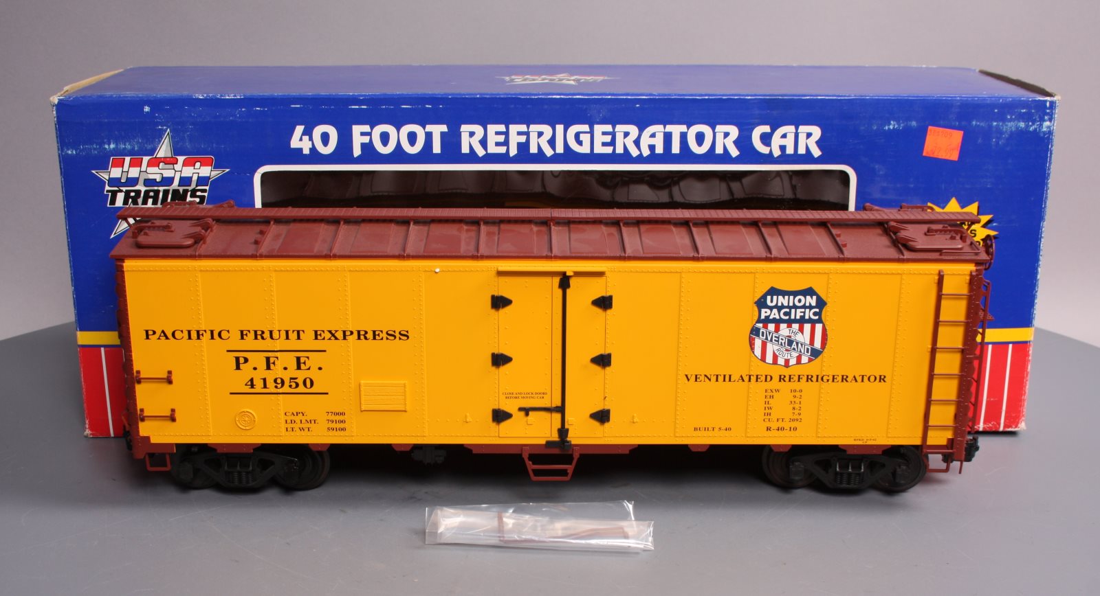 USA Trains 16521 G Union Pacific Overland 40' Refrigerator Car #41950