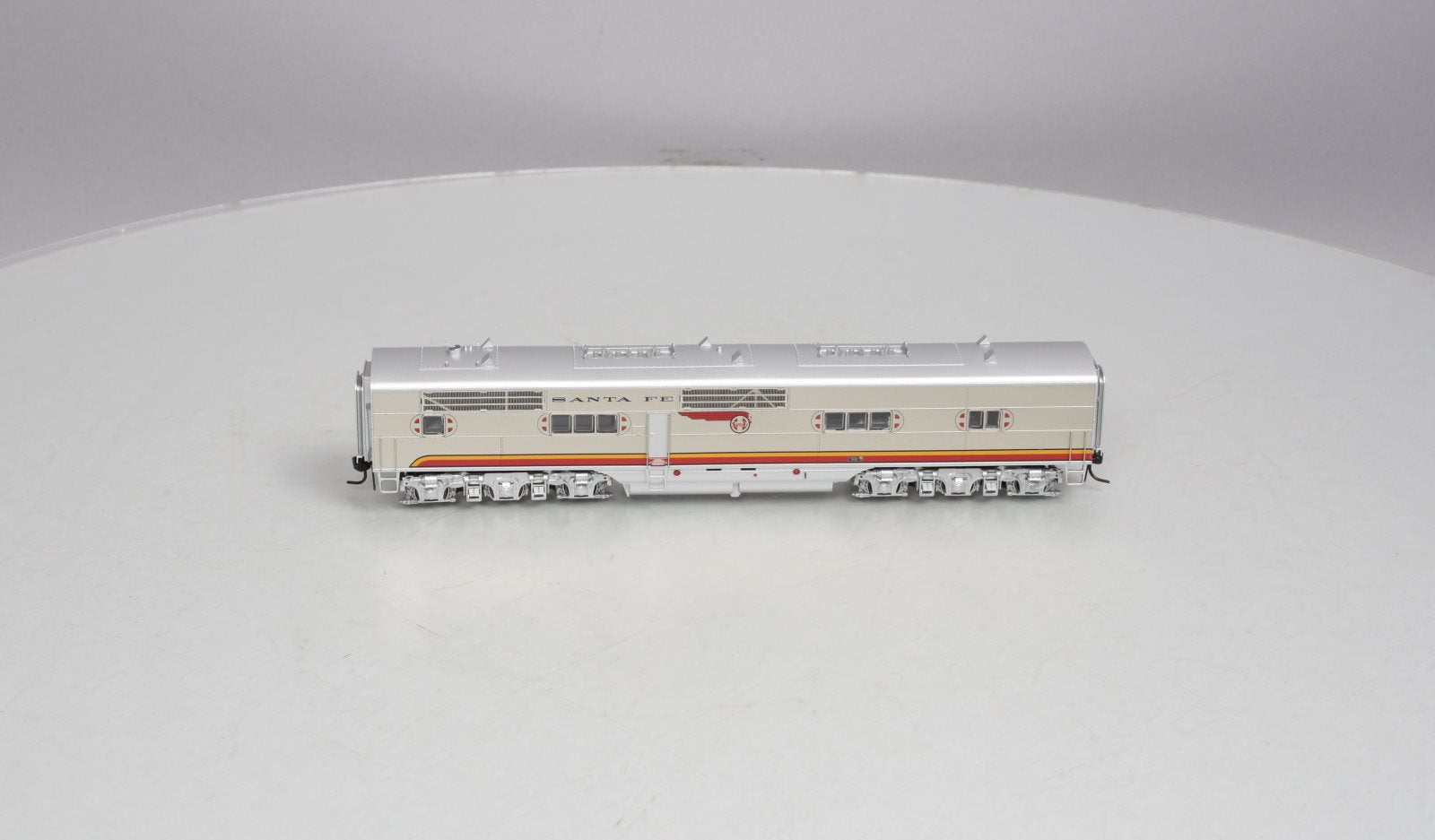 Broadway Limited 4537 HO ATSF EMC E1 B-Unit with Sound Diesel Locomotive #3A