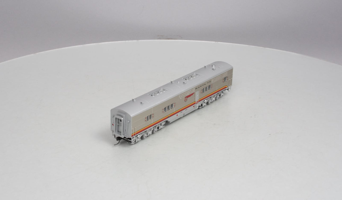 Broadway Limited 4537 HO ATSF EMC E1 B-Unit with Sound Diesel Locomotive #3A