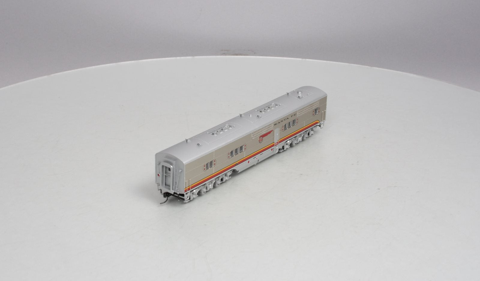 Broadway Limited 4537 HO ATSF EMC E1 B-Unit with Sound Diesel Locomotive #3A