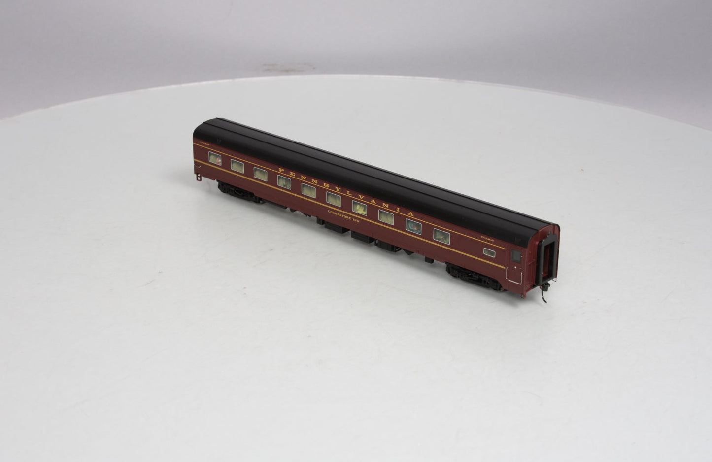 Walthers 920-9261 HO Scale 85' Budd 21-Roomette Sleeper Car