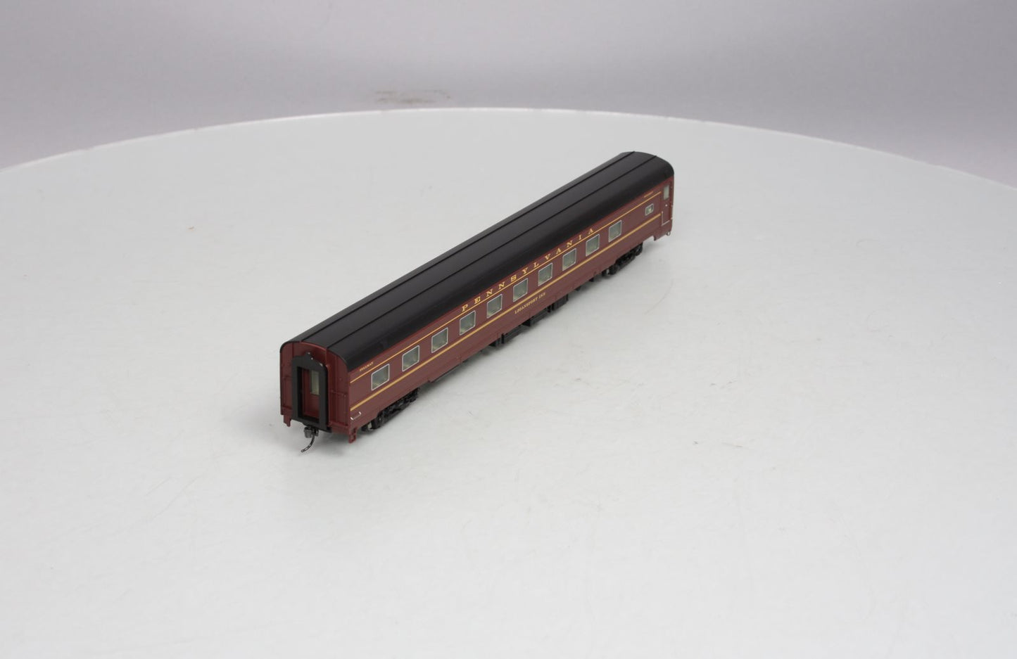Walthers 920-9261 HO Scale 85' Budd 21-Roomette Sleeper Car