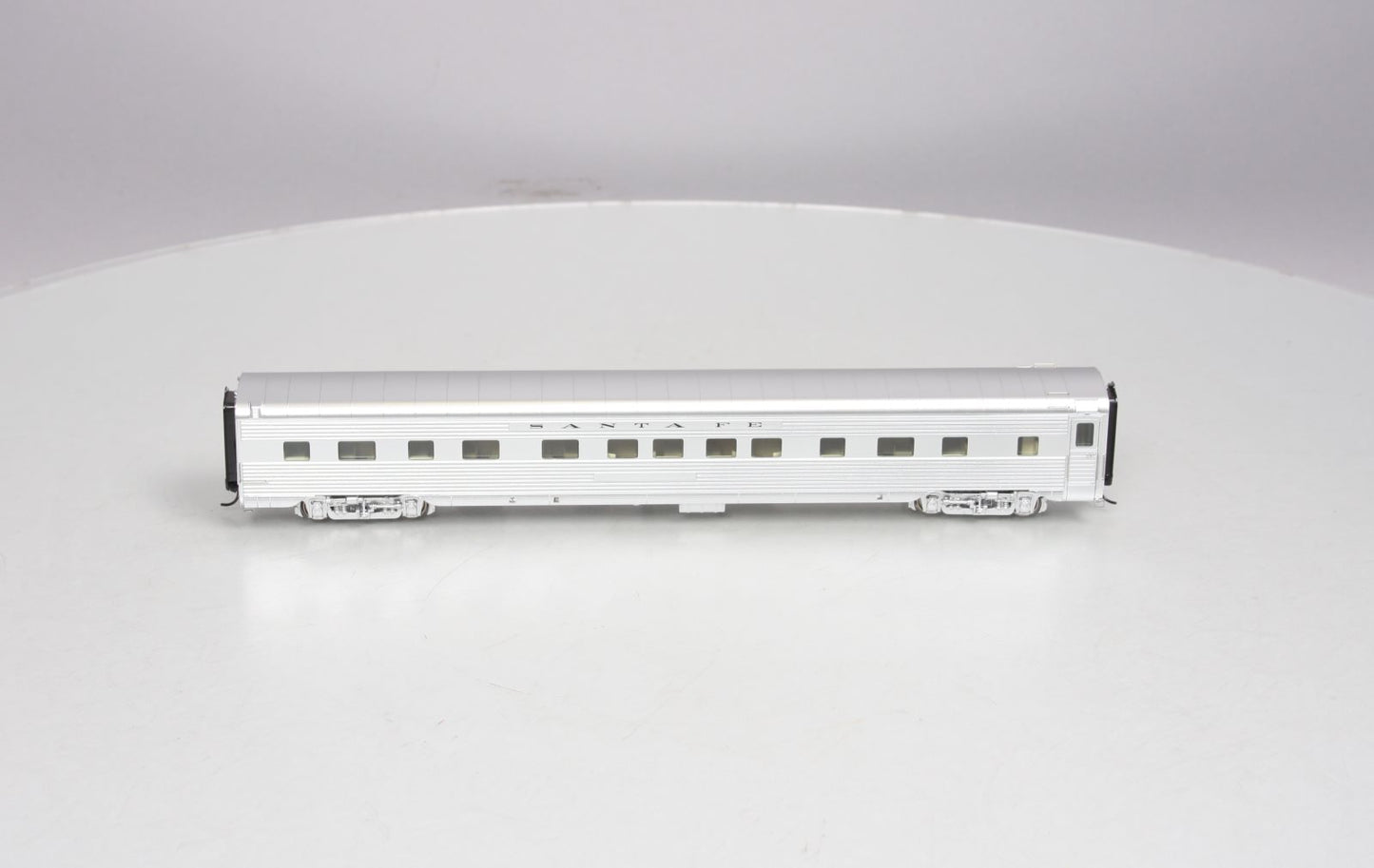 Walthers 920-9005 HO ATSF 85' PS Series 4-4-2 Sleeper