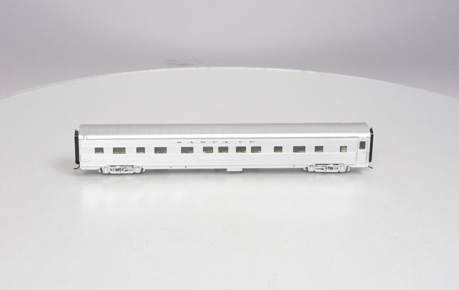 Walthers 920-9005 HO ATSF 85' PS Series 4-4-2 Sleeper
