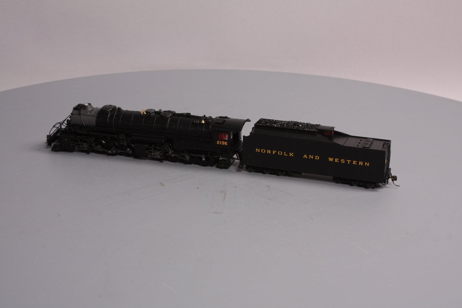 Broadway Limited 2570 HO N&W Y6b 2-8-8-2 Loco & Tender #2196 w/ Sound/DCC/DC