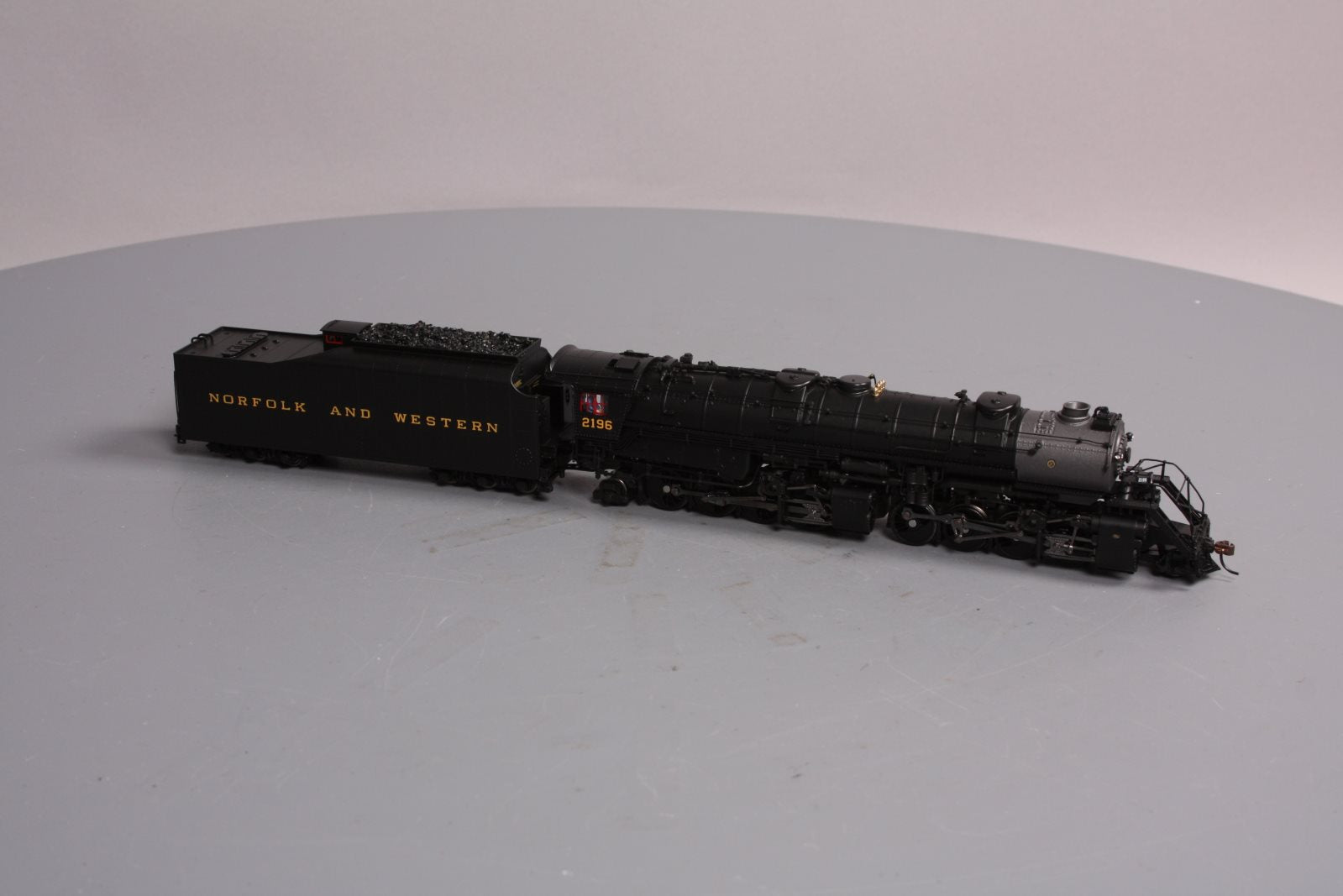 Broadway Limited 2570 HO N&W Y6b 2-8-8-2 Loco & Tender #2196 w/ Sound/DCC/DC