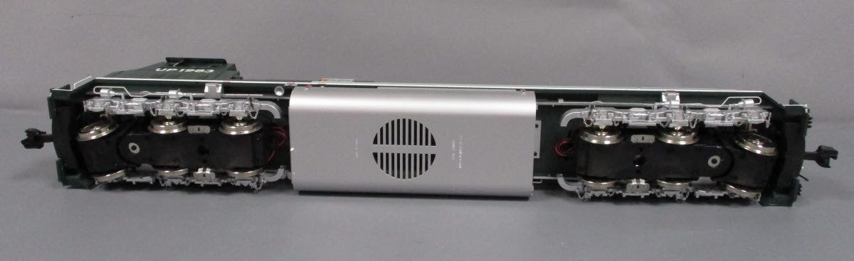 USA Trains R22617 G Gauge UP/WP Heritage EMD SD70 Mac Diesel