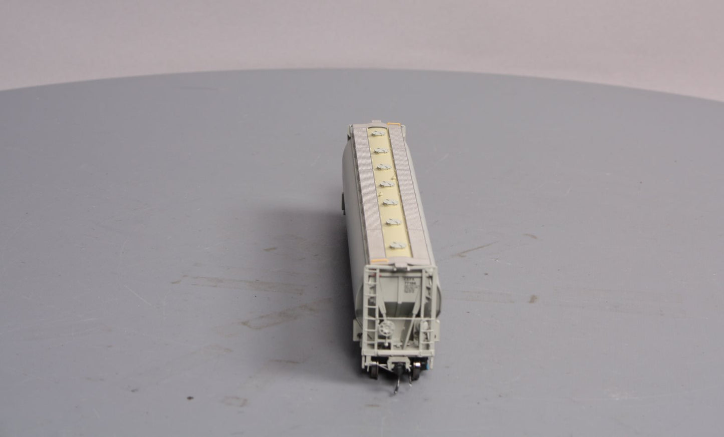 BLMA Models 54017 HO CEFX 5660 Covered Hopper #77186