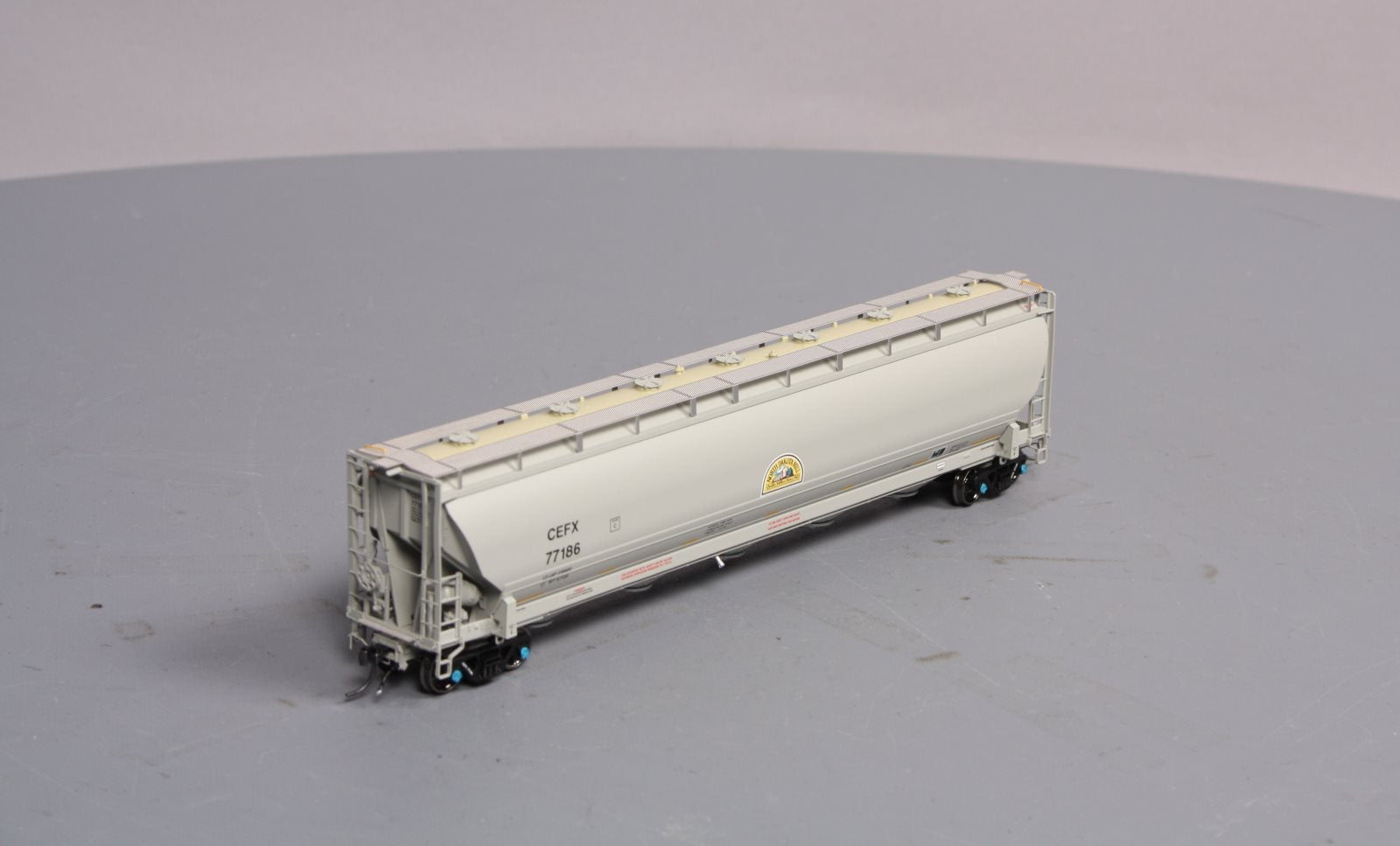 BLMA Models 54017 HO CEFX 5660 Covered Hopper #77186