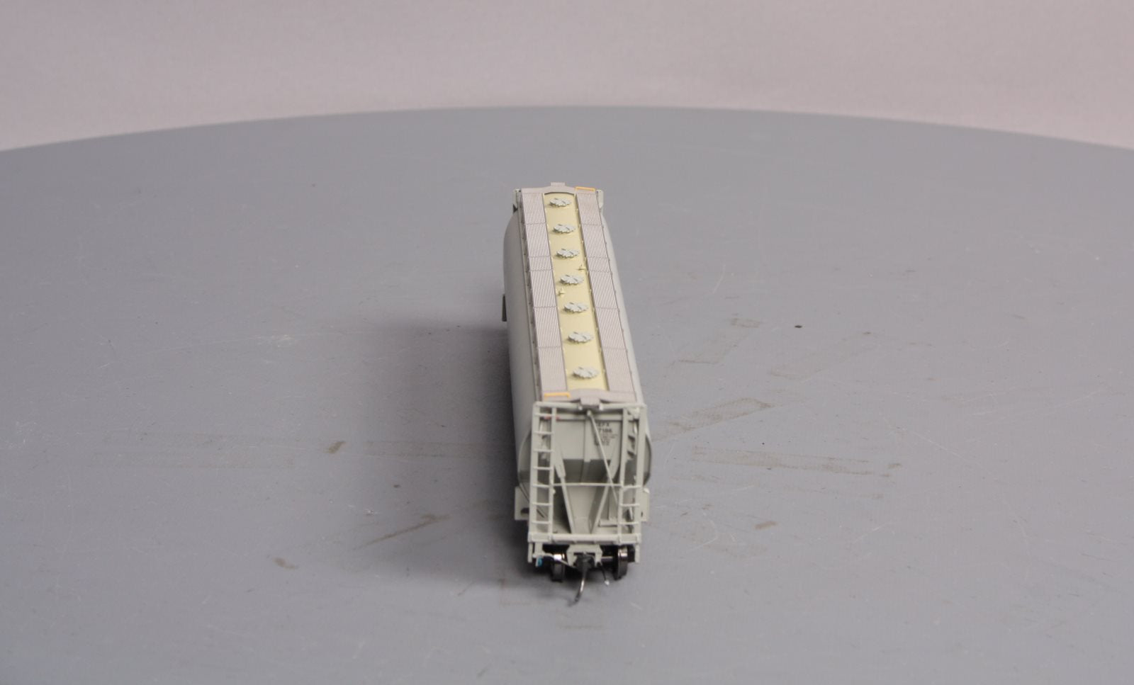 BLMA Models 54017 HO CEFX 5660 Covered Hopper #77186