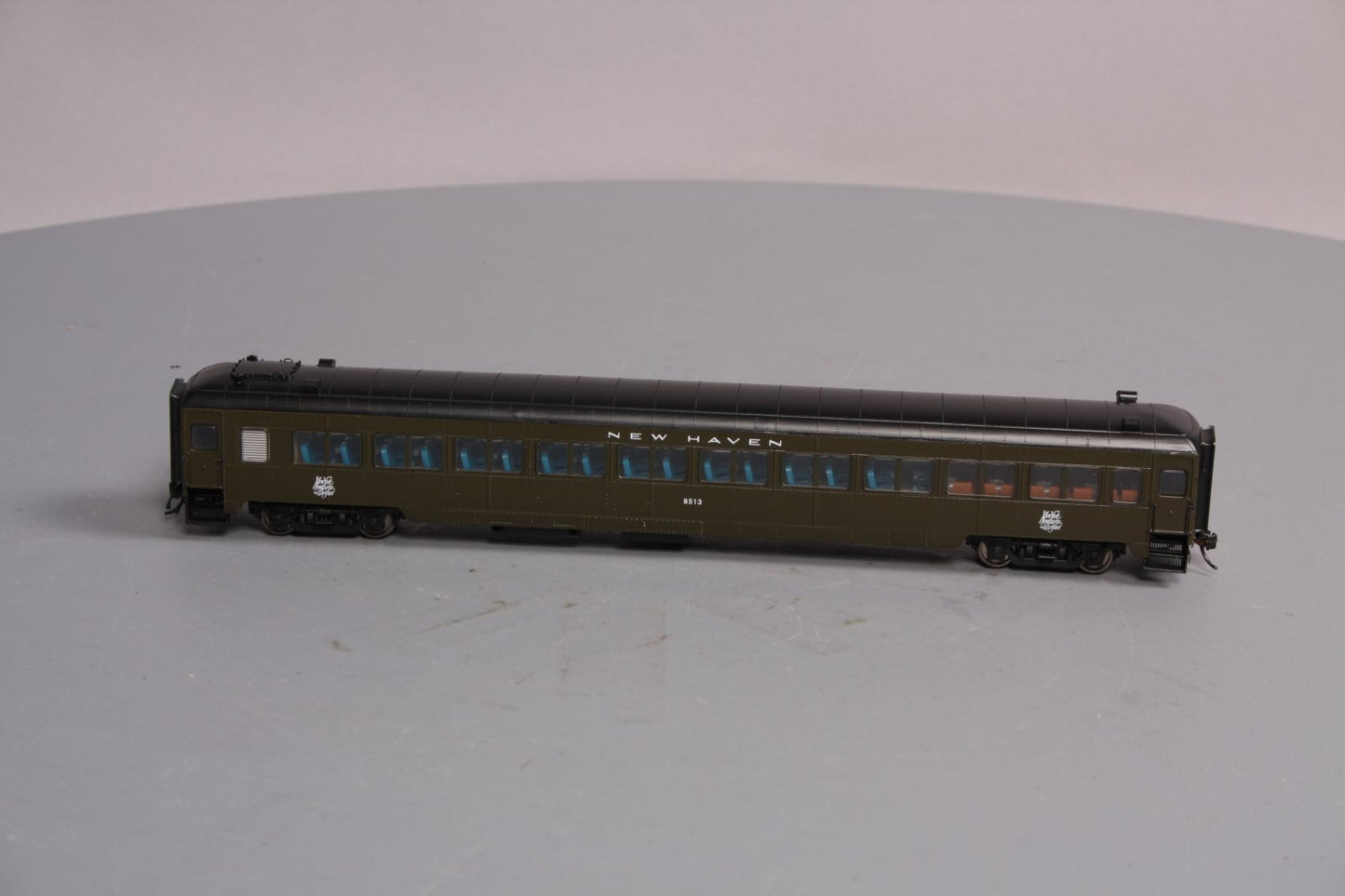 Rapido Trains 109104 HO New Haven 10-Window Smoker Coach #8513